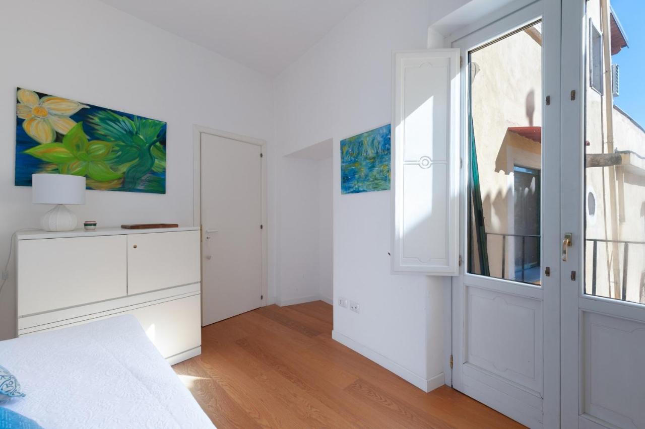 Casa Flo Con Terrazza E Ascensore Salerno Exteriör bild
